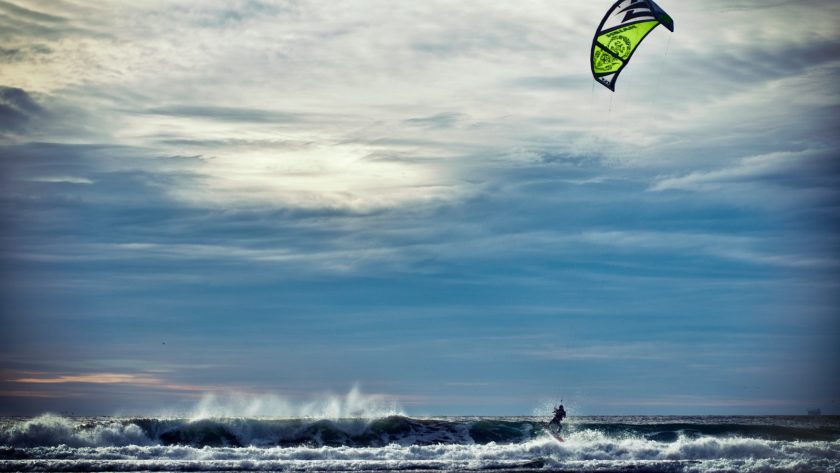 Downwind kitesurf Ceará: aventura e adrenalina no litoral cearense